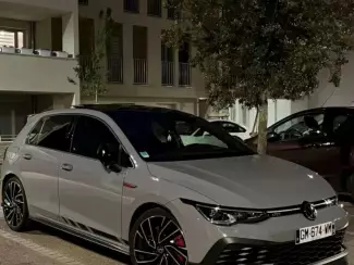2018 VOLKSWAGEN STUD